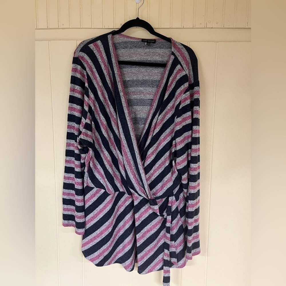 Lane Bryant long sleeve the waist top